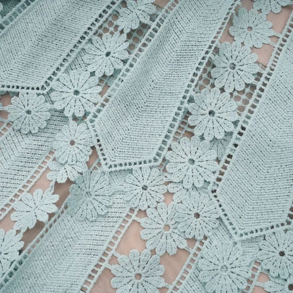 Elegant Lace Maxi Dress in Soft Icy Mint Color - Picture 12 of 15